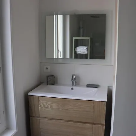 Maison Bb Burgonce Boheme Centre Avec Exterieur Wifi Gratuit Et Netflix نيورْ